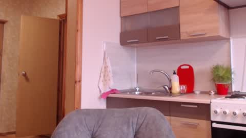 Ellis online show from February 2025 07:26:01 AM