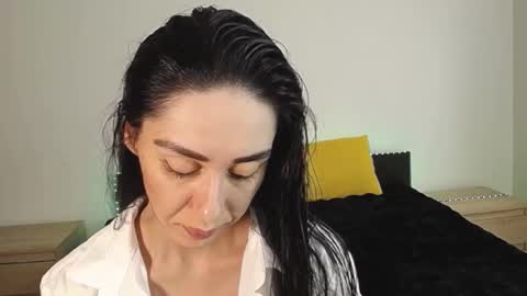 Ellis online show from March 2025 05:46:02 AM