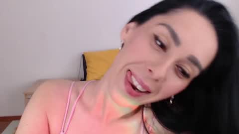 Ellis online show from April 2026 07:45:01 AM