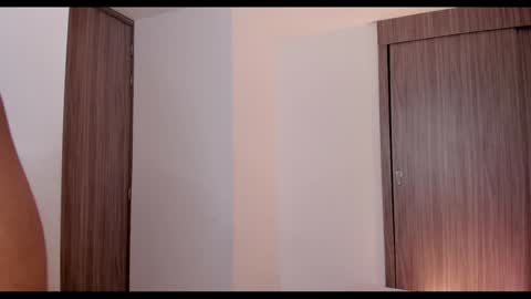     online show from December 2024 08:37:01 PM