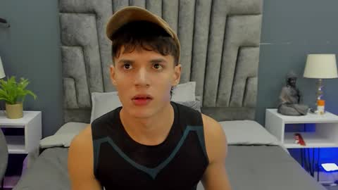 Snapshot of bruno_bellini chatting on November 2025 11:20:01 AM Bruno Bellini online show from November 2025 11:20:01 AM