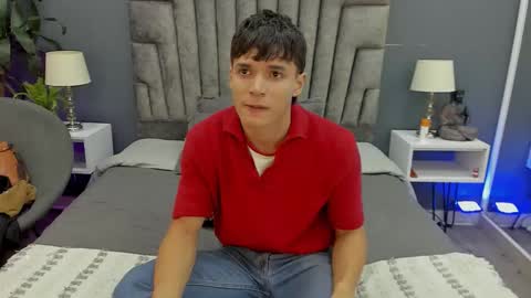 Snapshot of bruno_bellini chatting on November 2025 11:57:02 AM Bruno Bellini online show from November 2025 11:57:02 AM