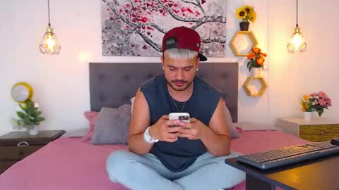 Snapshot of bruno_booss chatting on December 2025 04:28:02 AM bruno_booss online show from December 2025 04:28:02 AM