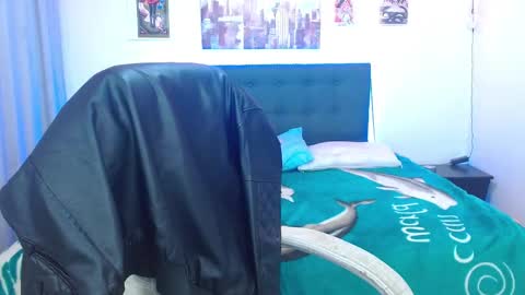 bruno_booss online show from January 2026 11:08:01 PM