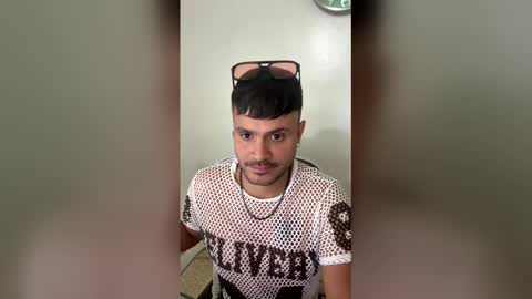 bruno_booss online show from April 2026 03:43:01 PM