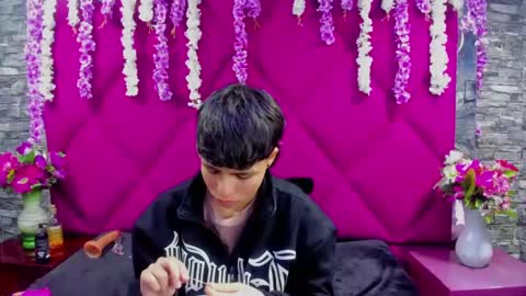 Bruno Cruz online show from September 2025 02:48:02 AM