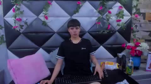 Snapshot of bruno_cruz chatting on November 2025 03:05:02 AM Bruno Cruz online show from November 2025 03:05:02 AM