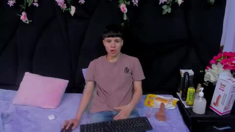 Snapshot of bruno_cruz chatting on November 2025 03:05:01 AM Bruno Cruz online show from November 2025 03:05:01 AM