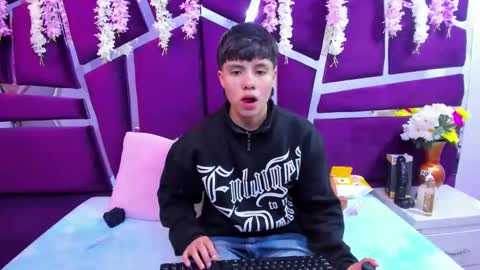 Snapshot of bruno_cruz chatting on November 2025 02:56:02 AM Bruno Cruz online show from November 2025 02:56:02 AM