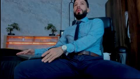 Snapshot of bruno_woods chatting on March 2025 11:50:01 AM Andres Suarez online show from March 2025 11:50:01 AM