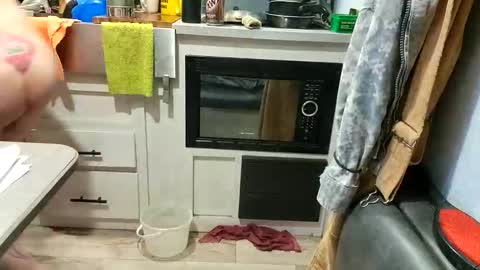 Steve... aka SkinnieDippin aka TimberTramp online show from March 2026 04:24:04 AM