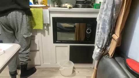 Steve... aka SkinnieDippin aka TimberTramp online show from April 2026 04:24:01 AM