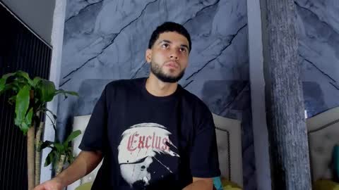 Bry Dalton online show from November 2025 04:33:02 AM