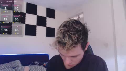 bryamado online show from September 2025 12:38:02 PM