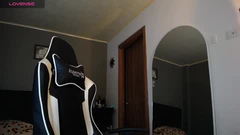 bryan_oficials online show from December 2024 03:18:02 AM