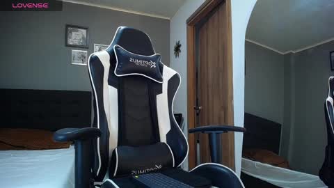 bryan_oficials online show from December 2024 07:33:02 AM