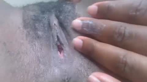 Snapshot of brynzoe chatting on November 2025 04:34:02 AM Brownie online show from November 2025 04:34:02 AM