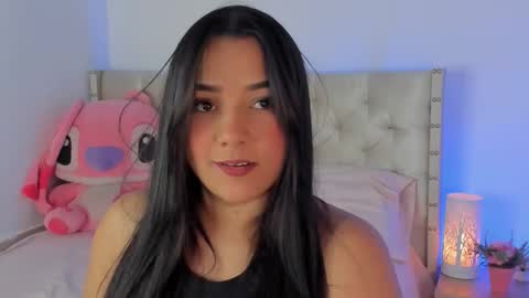 Snapshot of bryonny_ chatting on December 2025 07:53:02 PM Carly online show from December 2025 07:53:02 PM