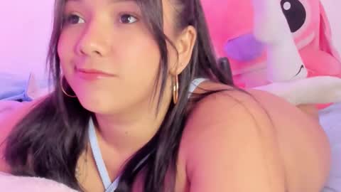 Snapshot of bryonny_ chatting on December 2025 01:40:01 PM Carly online show from December 2025 01:40:01 PM