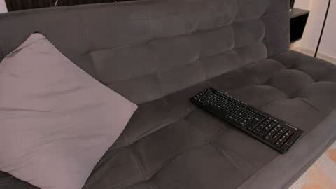 Snapshot of bryxxxon1 chatting on December 2024 06:33:01 PM Bryxon online show from December 2024 06:33:01 PM