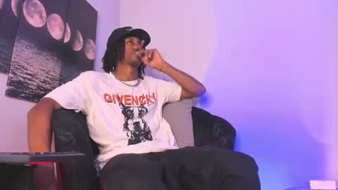 Snapshot of bryxxxon1 chatting on September 2025 03:01:02 PM Bryxon online show from September 2025 03:01:02 PM