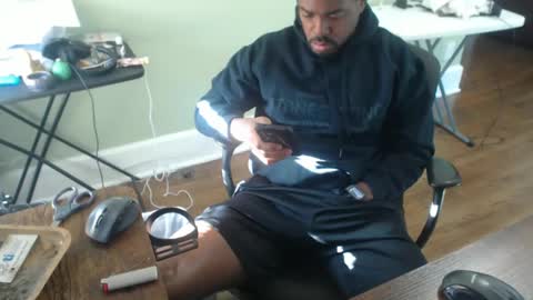 Snapshot of btd313 chatting on October 2025 01:20:01 PM btd313 online show from October 2025 01:20:01 PM