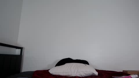 Snapshot of bubble_girl_lo chatting on February 2026 05:36:01 AM Queen Lola XXX online show from February 2026 05:36:01 AM