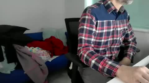 Snapshot of bubblebumdave chatting on January 2025 03:24:01 PM Bubblebum online show from January 2025 03:24:01 PM