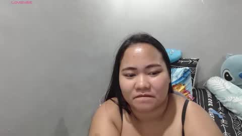 Snapshot of bubblebuttpinay chatting on November 2025 02:28:01 PM Sunshine online show from November 2025 02:28:01 PM