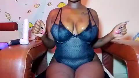 Snapshot of bubblee_alyx chatting on February 2026 04:35:01 AM BA online show from February 2026 04:35:01 AM