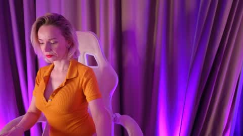 bubbling_crush online show from March 2025 02:09:02 AM