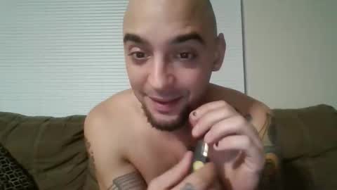 Snapshot of bud42o chatting on November 2025 04:12:01 AM Bud42o online show from November 2025 04:12:01 AM