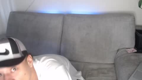 Snapshot of buda_and_cataleya_ chatting on September 2025 02:28:01 PM Buda y Cataleya online show from September 2025 02:28:01 PM