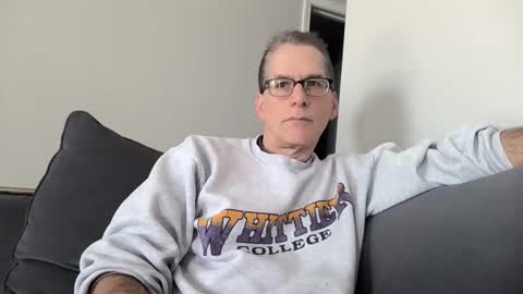 Snapshot of budman004 chatting on December 2025 04:34:02 PM budman004 online show from December 2025 04:34:02 PM