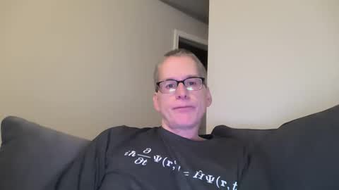 Snapshot of budman004 chatting on January 2026 03:00:02 AM budman004 online show from January 2026 03:00:02 AM