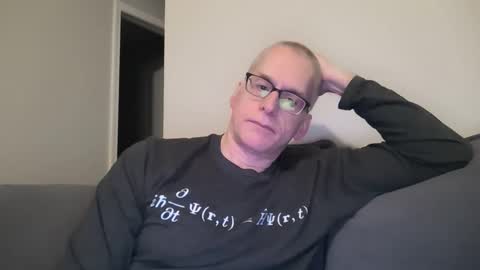 Snapshot of budman004 chatting on February 2026 04:20:01 AM budman004 online show from February 2026 04:20:01 AM