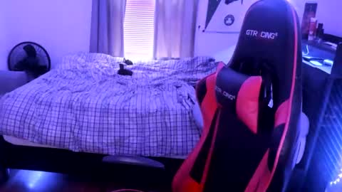 buffsexyman24 online show from February 2025 08:42:02 PM