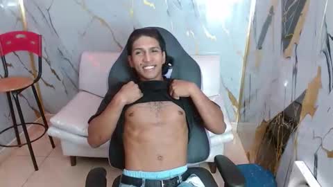 bull_cam online show from February 2026 02:04:02 PM