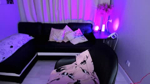 Snapshot of bunny__of_love chatting on January 2025 02:21:01 PM Sasha online show from January 2025 02:21:01 PM