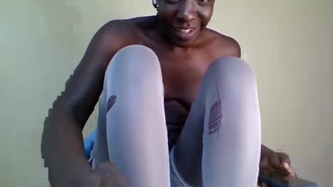 Snapshot of bunny_bliss2 chatting on January 2026 02:55:01 PM bunny_bliss2 online show from January 2026 02:55:01 PM