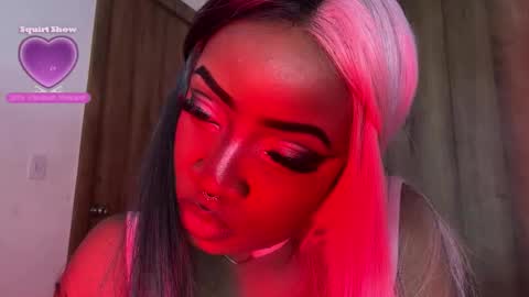 Snapshot of bunny_secrets chatting on December 2025 04:03:02 PM Isa online show from December 2025 04:03:02 PM