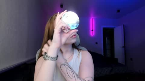 Mary online show from May 2026 03:18:01 PM