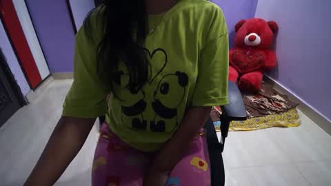 Snapshot of bunnycolbyy chatting on January 2025 06:23:01 PM bunnycolbyy online show from January 2025 06:23:01 PM