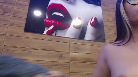 Ashlye online show from January 2025 10:56:01 AM