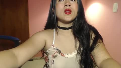 bunnyEmilyR0s33 online show from January 2025 08:00:01 AM