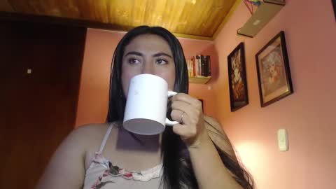 bunnyEmilyR0s33 online show from January 2025 08:25:02 AM