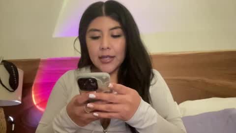 bunnymami333 online show from December 2024 05:04:02 AM