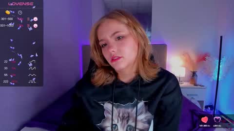 Snapshot of bunnyshows chatting on September 2025 05:34:02 AM BunnyShows online show from September 2025 05:34:02 AM