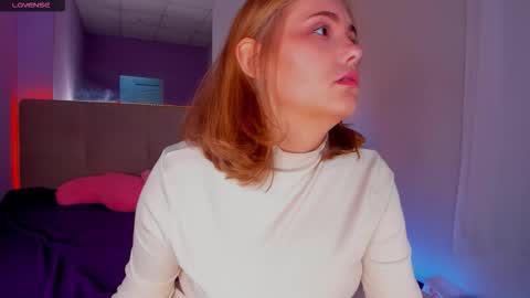 Snapshot of bunnyshows chatting on October 2025 12:03:01 PM BunnyShows online show from October 2025 12:03:01 PM