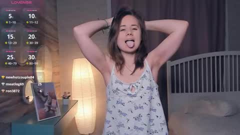 Lizy online show from November 2025 08:04:01 AM